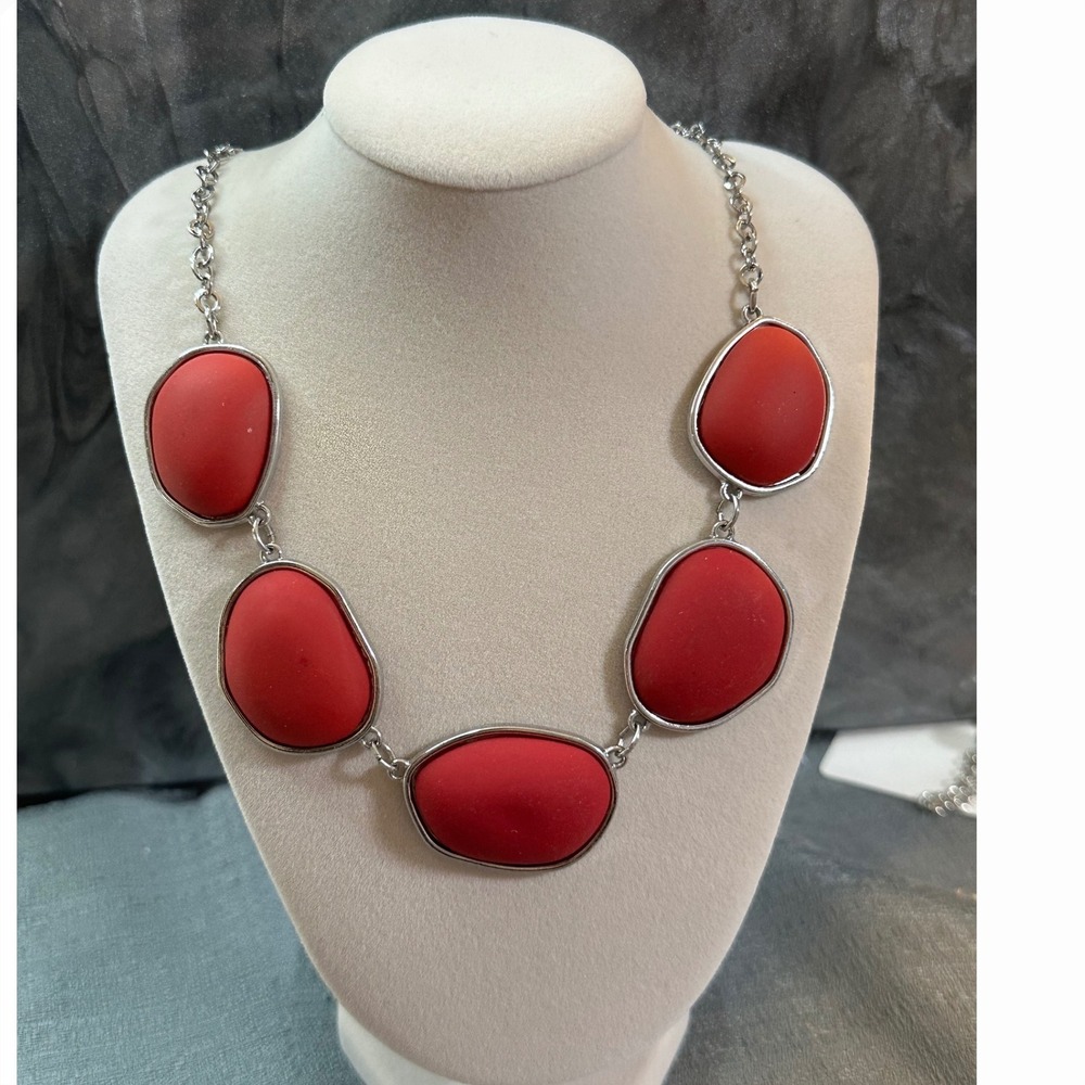 Vintage Charming Charlie Matte Red Pebble Necklace Silver Tone Statement Jewelry